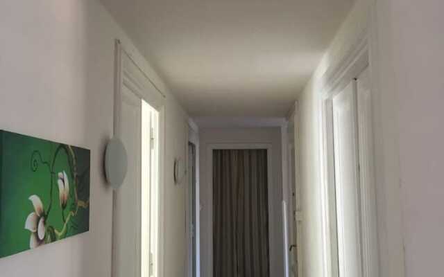 Boarding House International