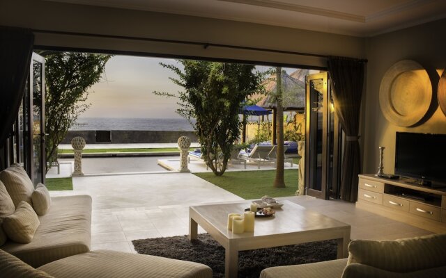 The Beach Front Villas - North Bali