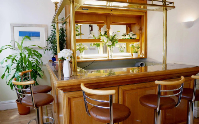 Gresham Hotel