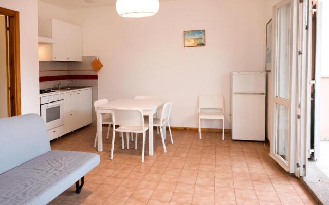 M126 - Marcelli, trilocale fronte mare in residence con piscina