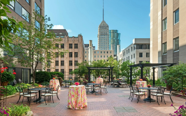 Hotel Indigo Minneapolis Downtown by IHG