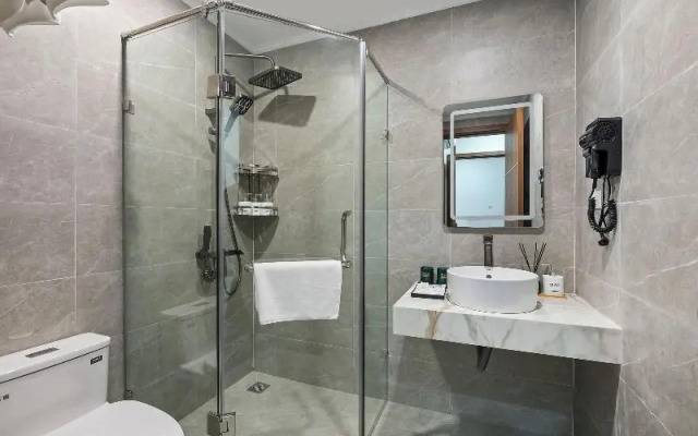 22Land Cosmos Hotel