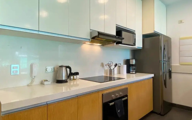 w Bright 2BR Duplex With Balcony in Barranco