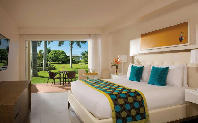 Sunset Beach Resort Spa and Waterpark All-Inclusive