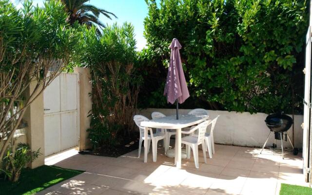 Petit Loft T2 bis mezzanine avec jardin et piscine