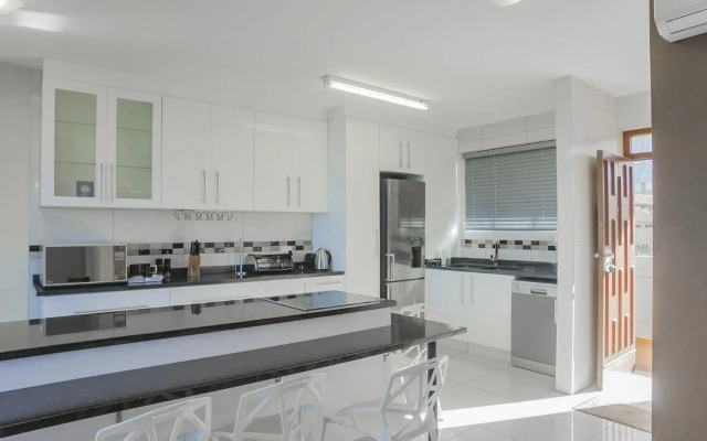 Shangri LA Apartment 208 & 803