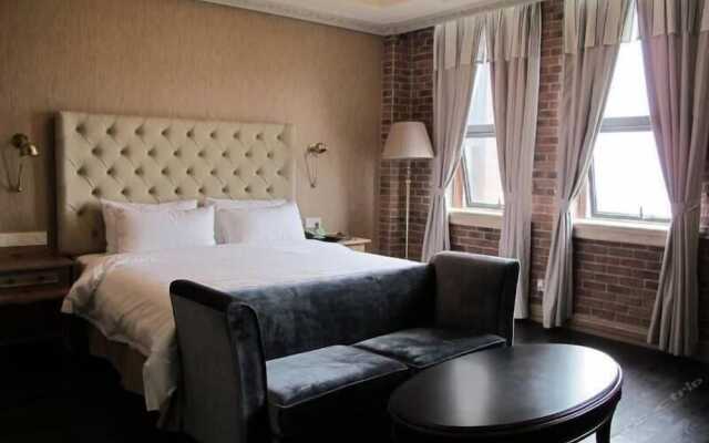Wuhan Harvest International Hotel