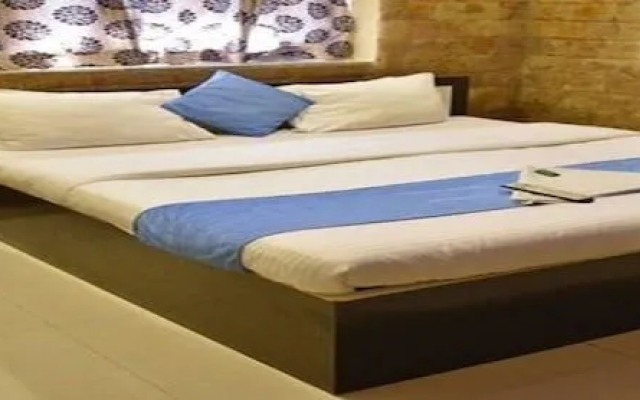 Room Maangta 111 @ Andheri East