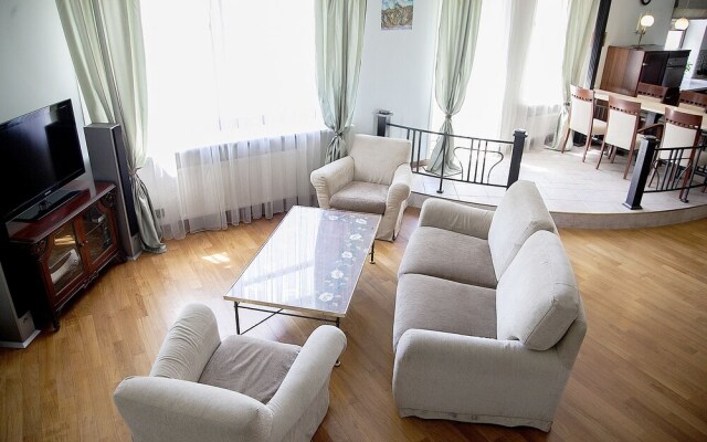 Funny Dolphins Apartments Golovin