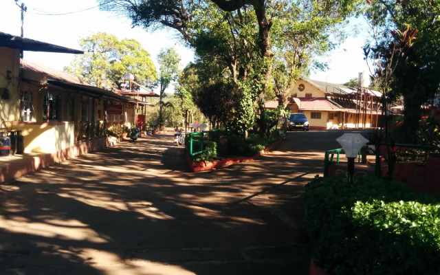 Aaram Lodging & Boarding