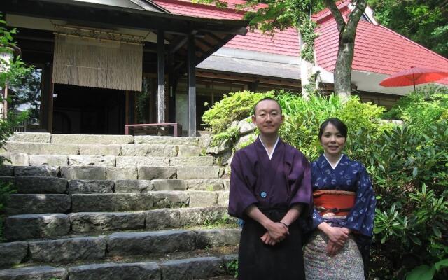 Shukubo Kansho-in Temple Sanrakuso