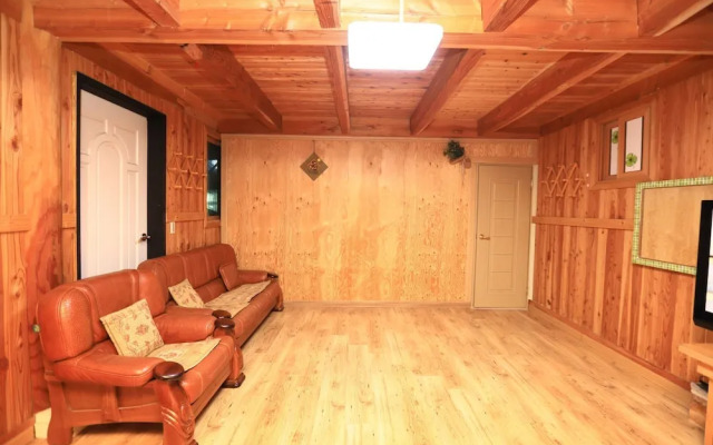 Wonju Chiak Mountain Club Pension