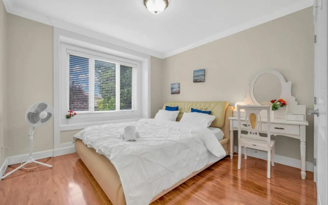Oakridge Home
