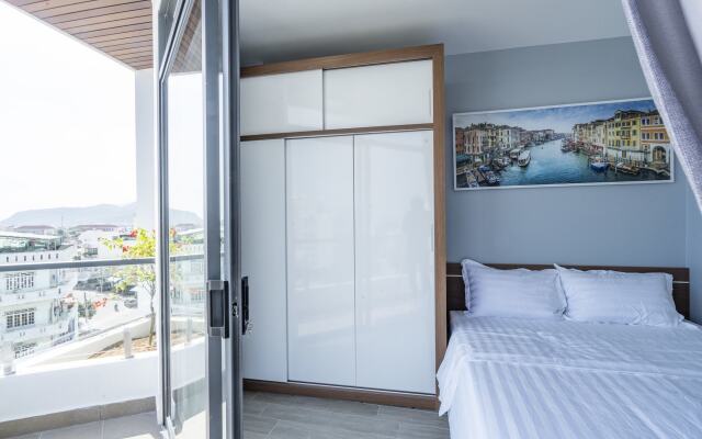 7S Hotel Hoang Anh & Apartment