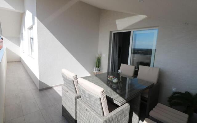 Ana, House with pool