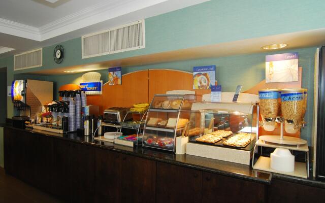Holiday Inn Express & Suites Tucson North – Marana by IHG