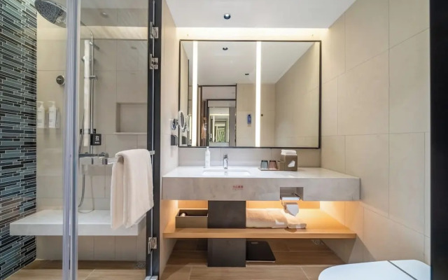 Fairfield By Marriott Hangzhou Wulin Square, China