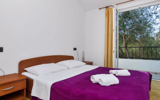 Apartment Rubin Hvar/Pokrivenik 30672