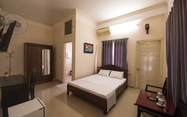 Three Palms Homestay