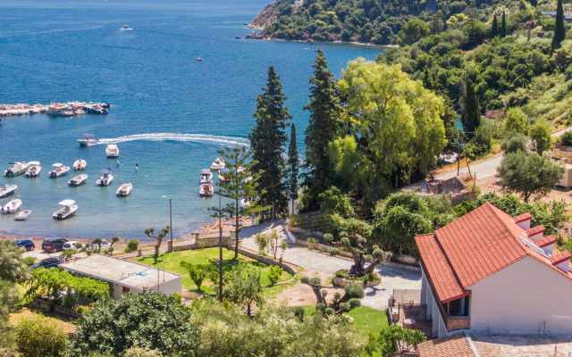 Eptanisos Beachfront Suites Zante