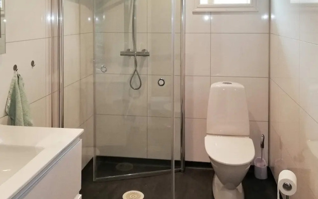 6 Person Holiday Home in Kalvag