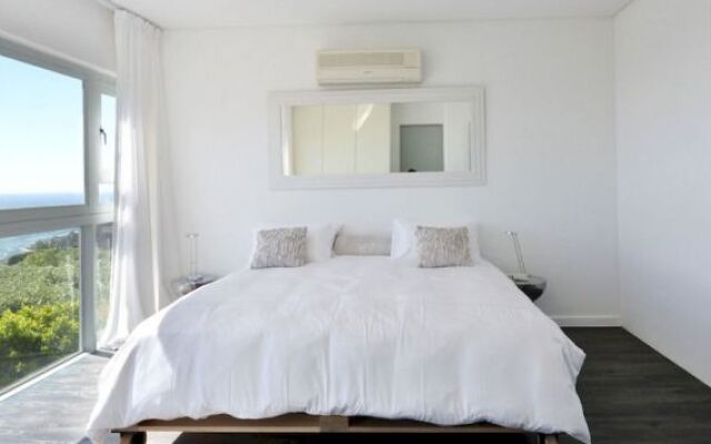 Scandinavian Mansion 9 Bedroom Palace