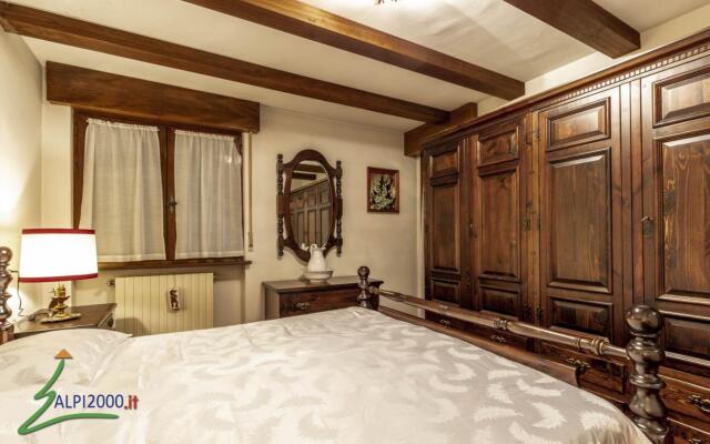 Enrico: large three room apartment. (022036-AT-907442)-369 ENRICO