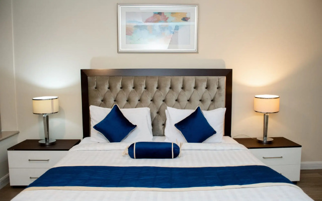 Centaurus Suites