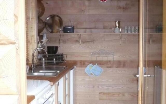 Gîte Saint-Martin-la-Sauveté, 2 pièces, 3 personnes - FR-1-496-184