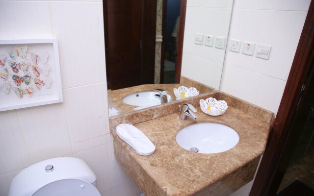 Durrat Al Basteen