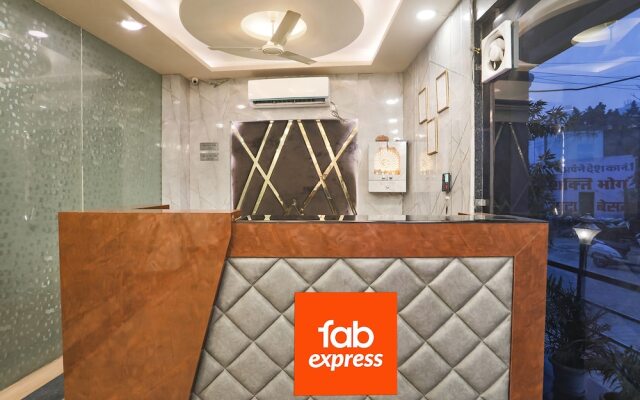 FabHotel The Diamond