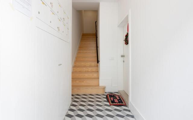 Sweet Flat 4Two in City Center w/ Balcony