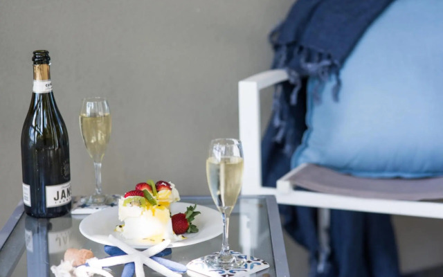 Coastal Charm On Airlie