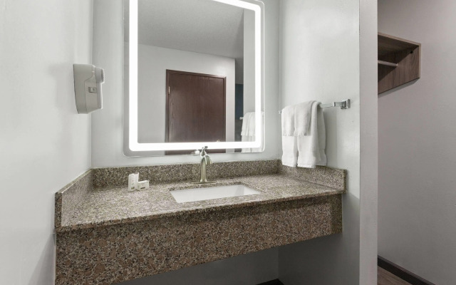 Baymont by Wyndham Piqua