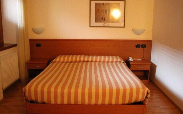 AL Sole - Hotel