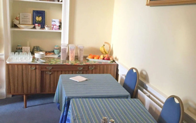 Tania Guest House