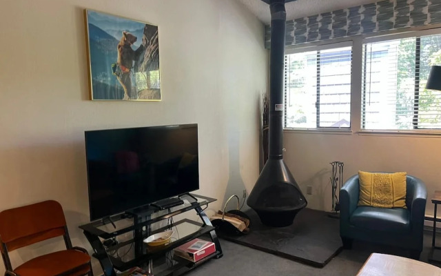 Eagle Summit Collection