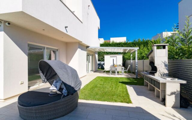 Villa Virtus (NVG360)