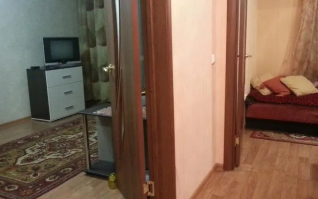 Строителей 90Б