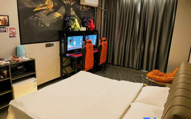 Hongyan E-sports Hotel (Lingshang Xingfu World Branch)