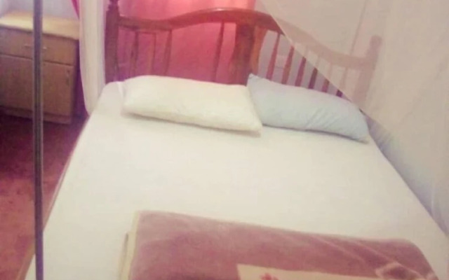 Zluxy Apartments  & Hotel