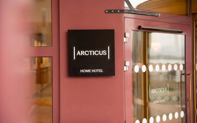 Home Hotel Arcticus