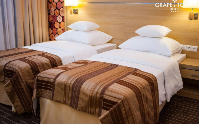 Grape Town Hotel