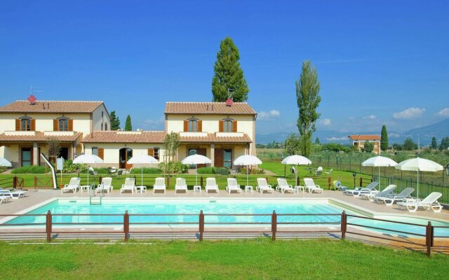 Villa in Cannara With Pool Near Assisi