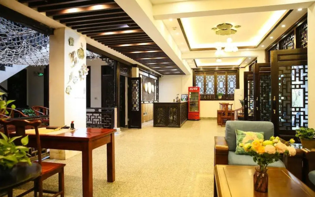 West street No.8 Inn