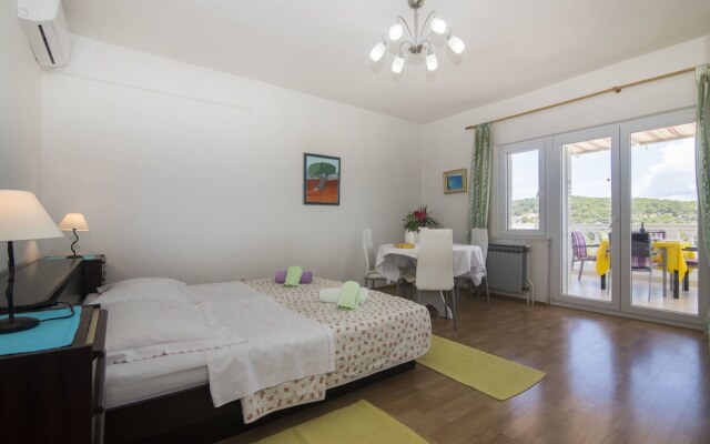 Apartments Jakov