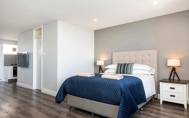 The Leonardo has 180 degree ocean views