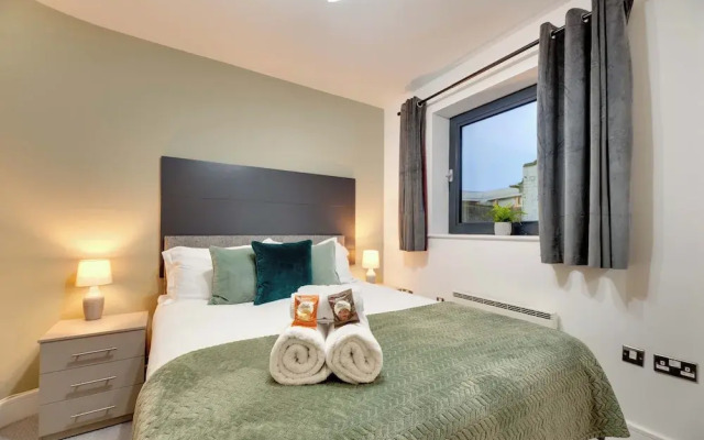 Laing Apartments