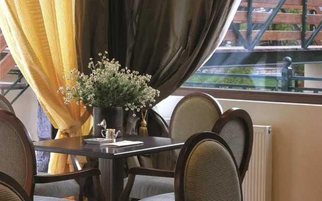 Archontiko Kaltezioti