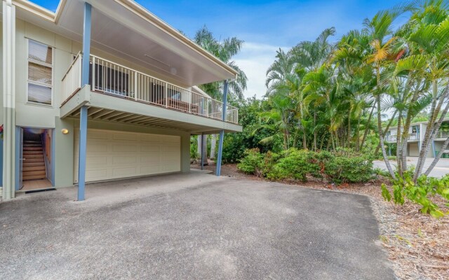 Bay Breezes - Cannonvale